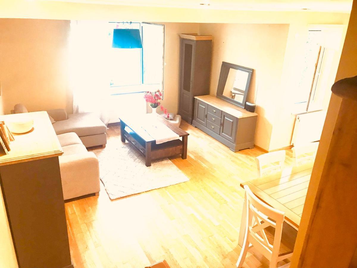 Cozy City Penthouse Apartment, Free Parking Tallinn Exterior photo