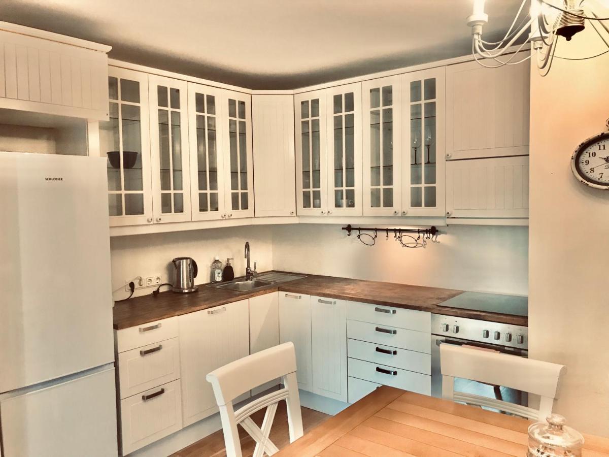 Cozy City Penthouse Apartment, Free Parking Tallinn Exterior photo